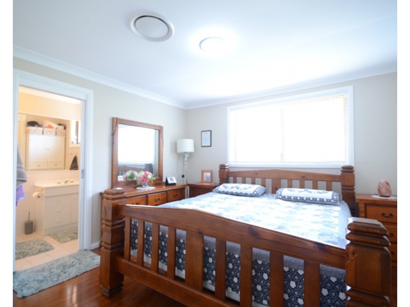 2/23 Barber Ave, Penrith NSW 2750