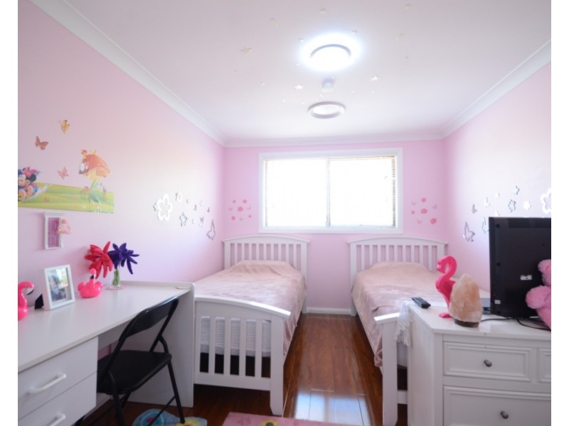 2/23 Barber Ave, Penrith NSW 2750