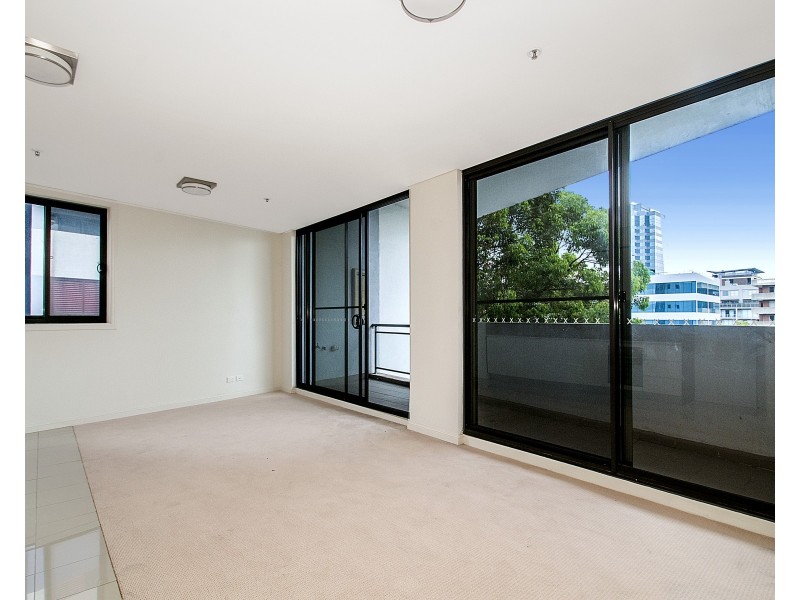 512/6-10 Charles Street, Parramatta NSW 2150