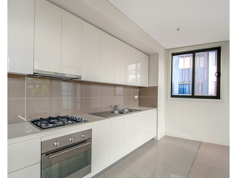 512/6-10 Charles Street, Parramatta NSW 2150