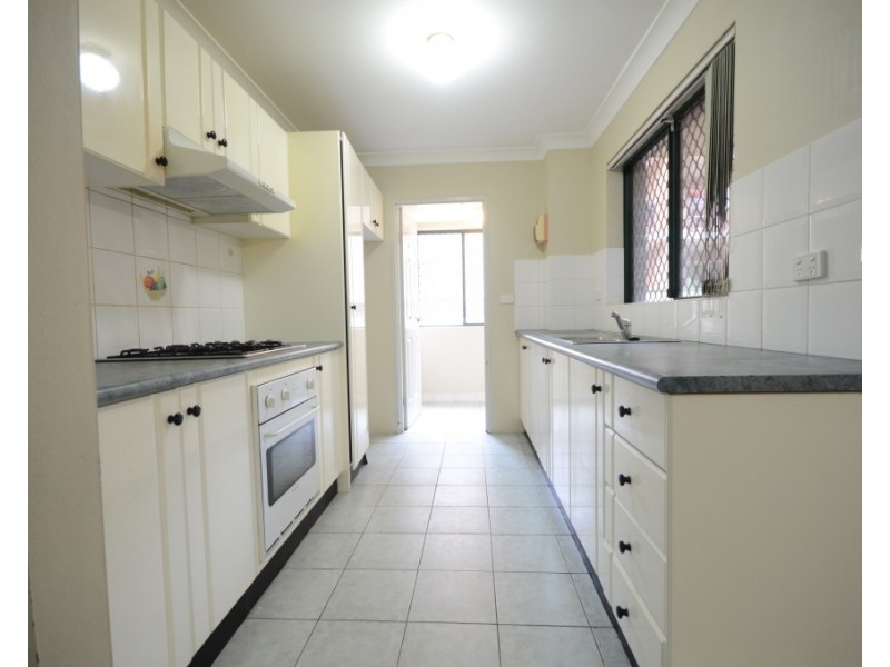 3/10-12 Bailey Street, Westmead NSW 2145