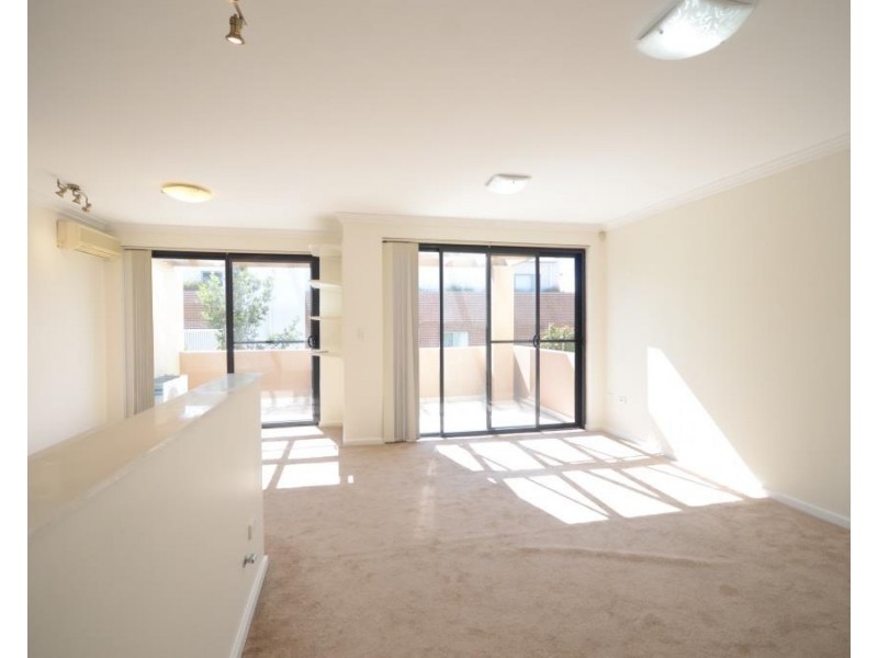 11/40-42 Lydbrook Street, Westmead NSW 2145