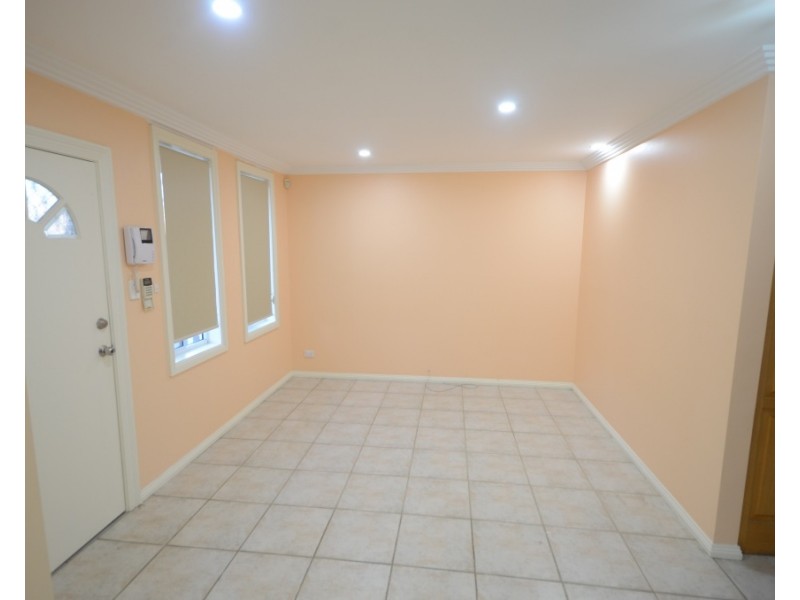 20 Fulton Ave, Wentworthville NSW 2145