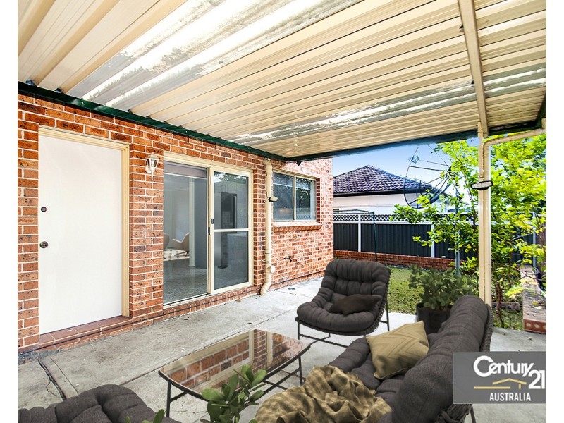 2/99A Bungaree Road, Pendle Hill NSW 2145
