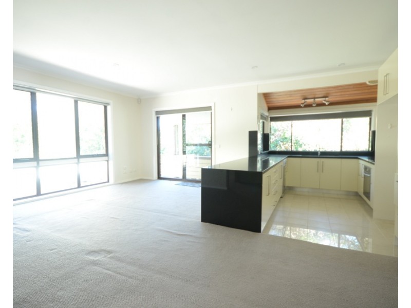 5 Mantura Court, Winston Hills NSW 2153