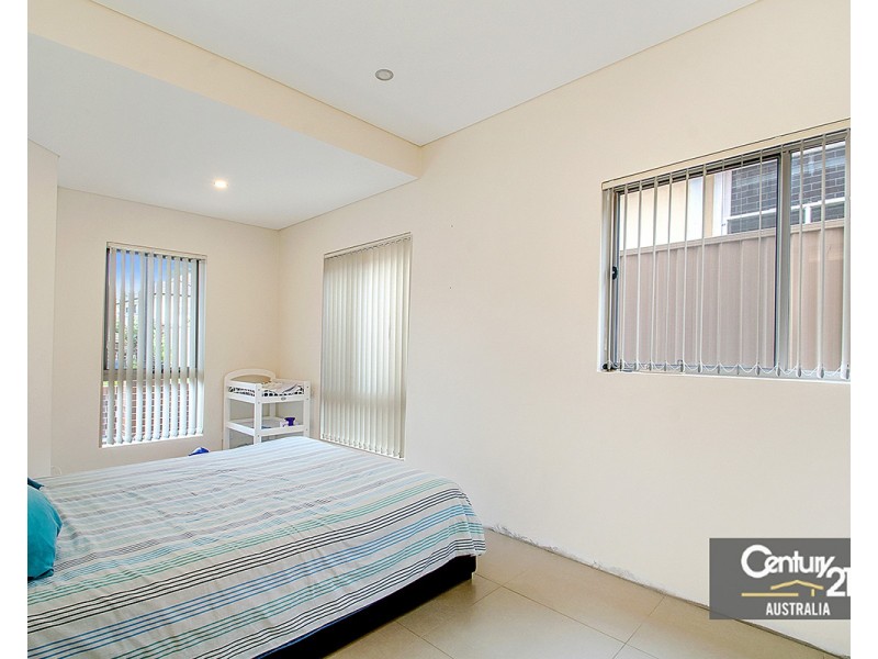 30 Chelmsford Road, South Wentworthville NSW 2145