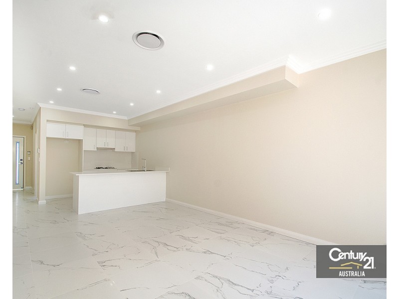 21 Girraween Road, Girraween NSW 2145