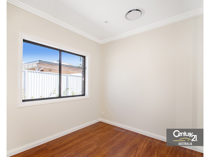 21 Girraween Road, Girraween NSW 2145