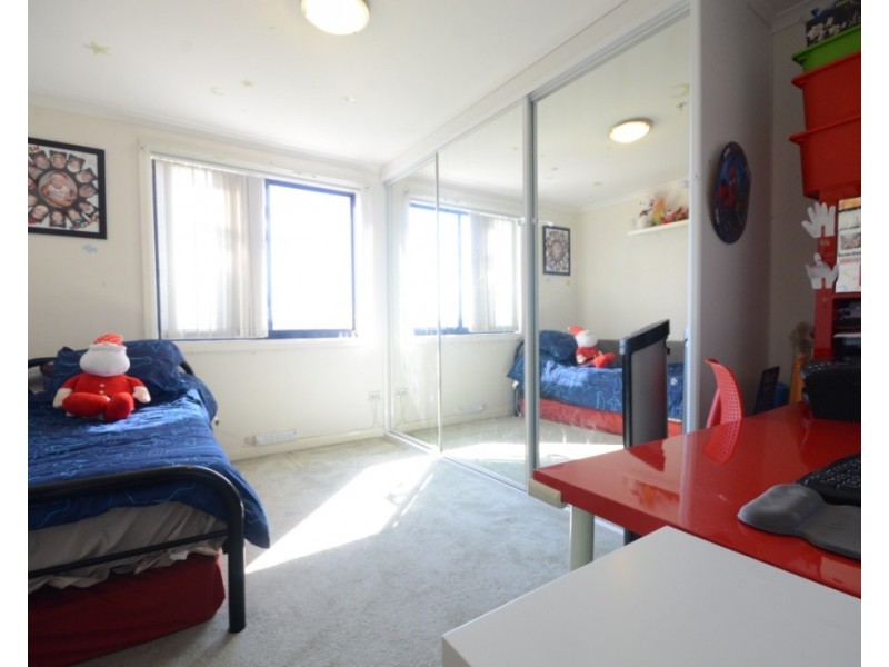 910/91B Bridge Road, Westmead NSW 2145