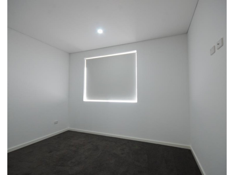 1/66-68  Essington Street, Wentworthville NSW 2145