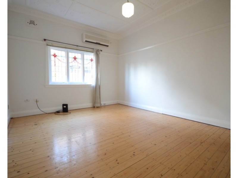 159 Dunmore St, Wentworthville NSW 2145