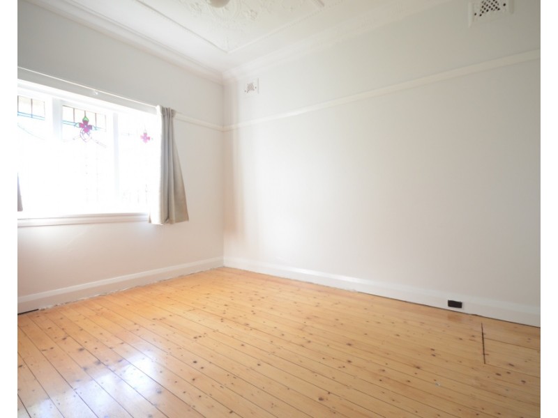 159 Dunmore St, Wentworthville NSW 2145