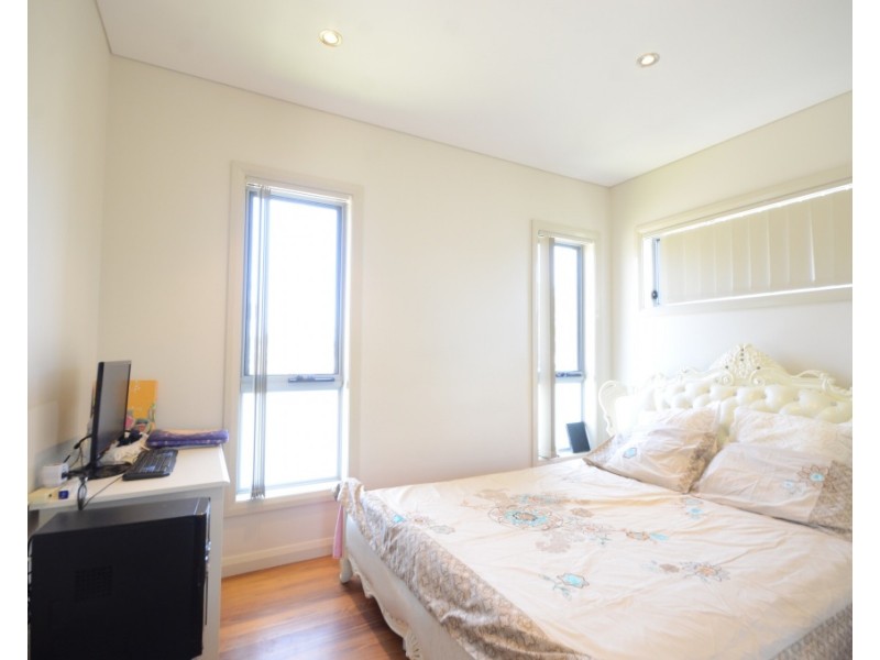 1 Bijiji Street, Pendle Hill NSW 2145