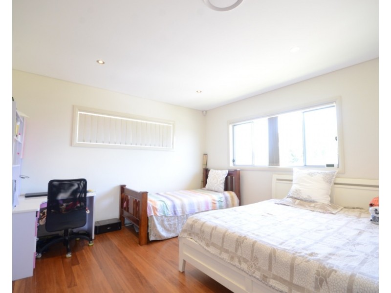 1 Bijiji Street, Pendle Hill NSW 2145