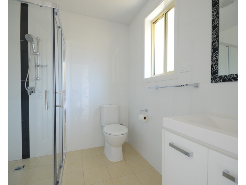 33A Fyall Ave, Wentworthville NSW 2145