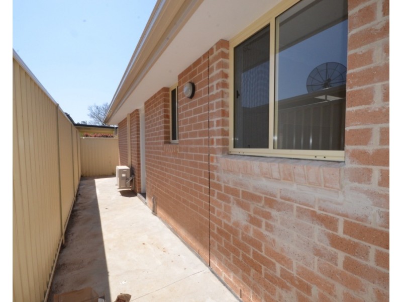 33A Fyall Ave, Wentworthville NSW 2145