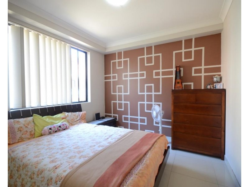9/24-28 Reid Ave, Westmead NSW 2145