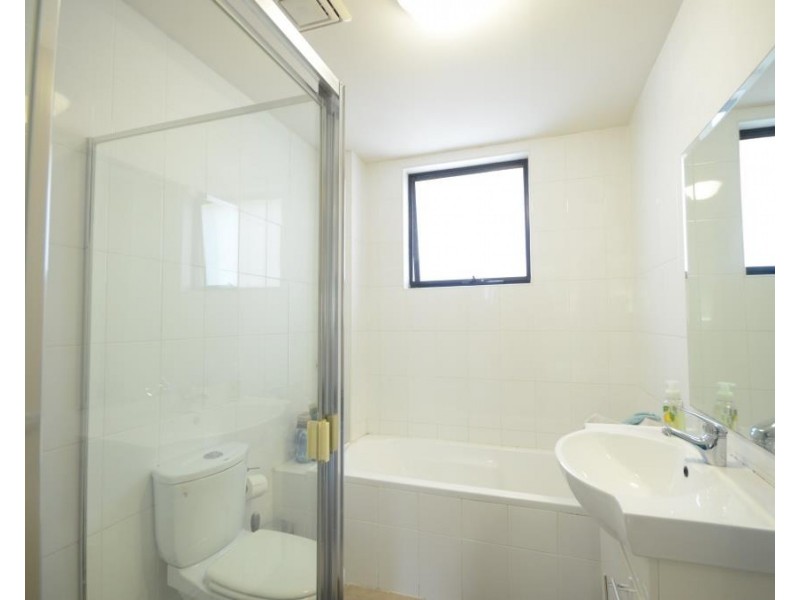 9/24-28 Reid Ave, Westmead NSW 2145