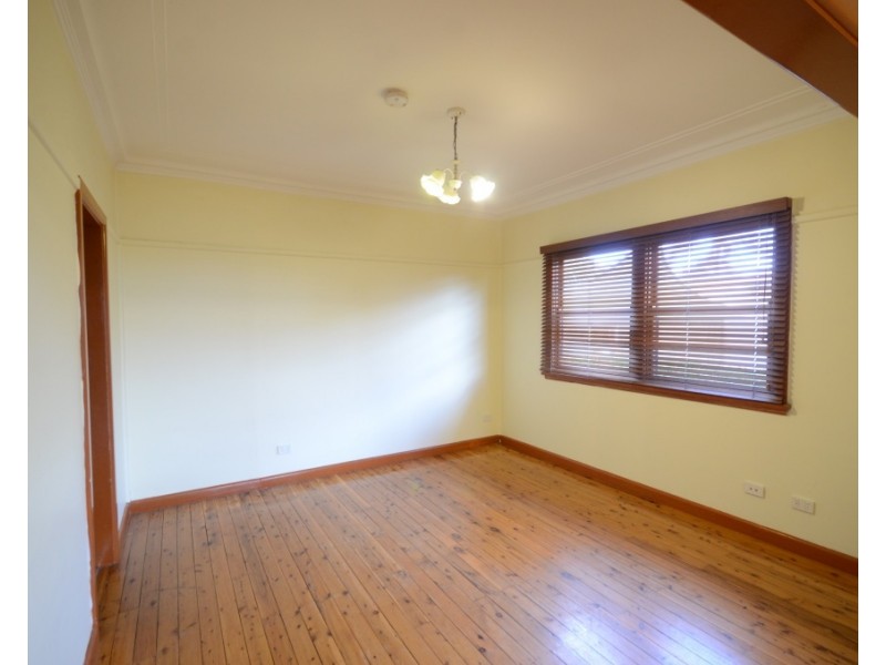 14 Knox Street, Pendle Hill NSW 2145