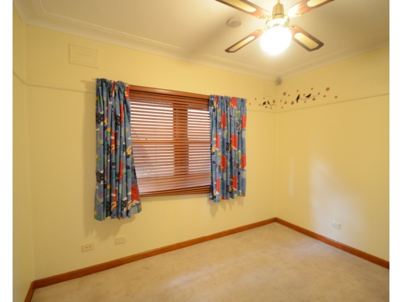 14 Knox Street, Pendle Hill NSW 2145