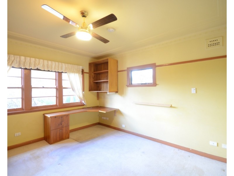 14 Knox Street, Pendle Hill NSW 2145