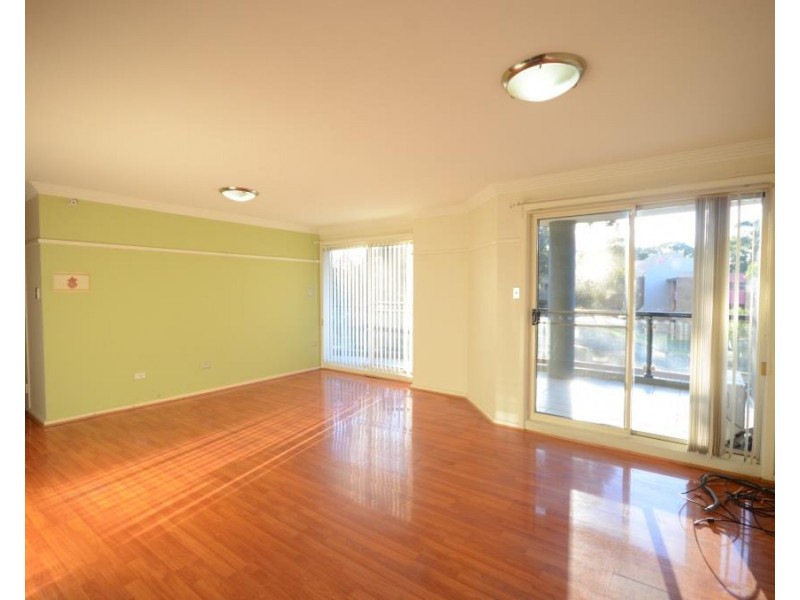 302/91A  Bridge Road, Westmead NSW 2145