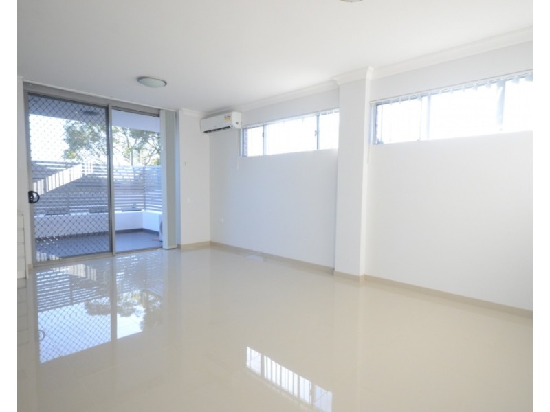 3/100-102 Bridge Road, Westmead NSW 2145