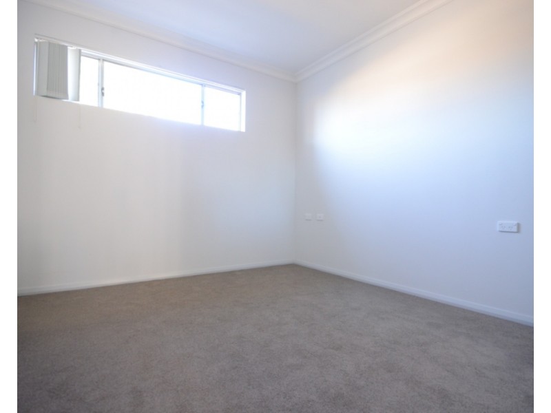 3/100-102 Bridge Road, Westmead NSW 2145