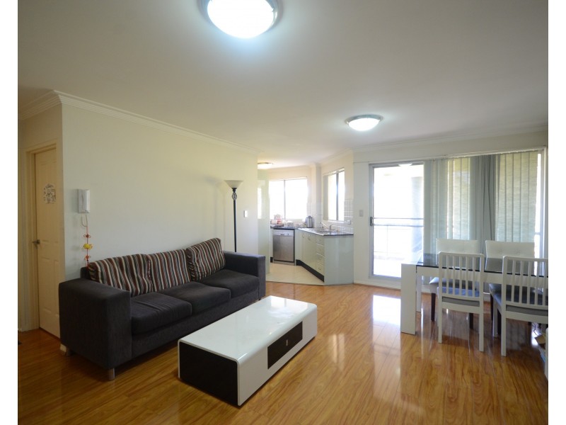 20/31-33 Moss Place, Westmead NSW 2145