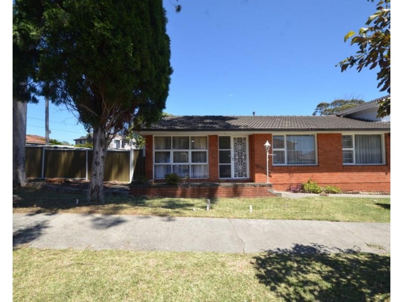 29 Mountview Ave, Beverly Hills NSW 2209