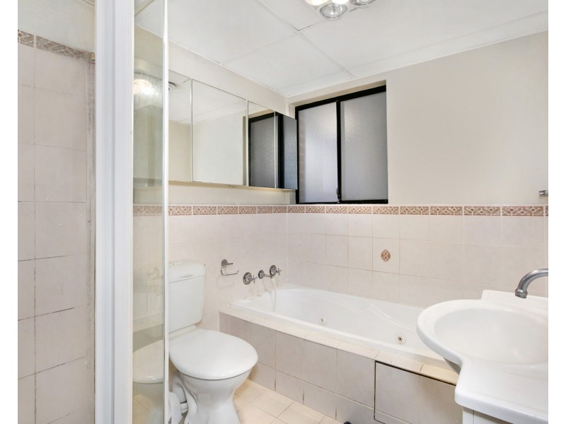 30/62-64 Fullagar Road, Wentworthville NSW 2145