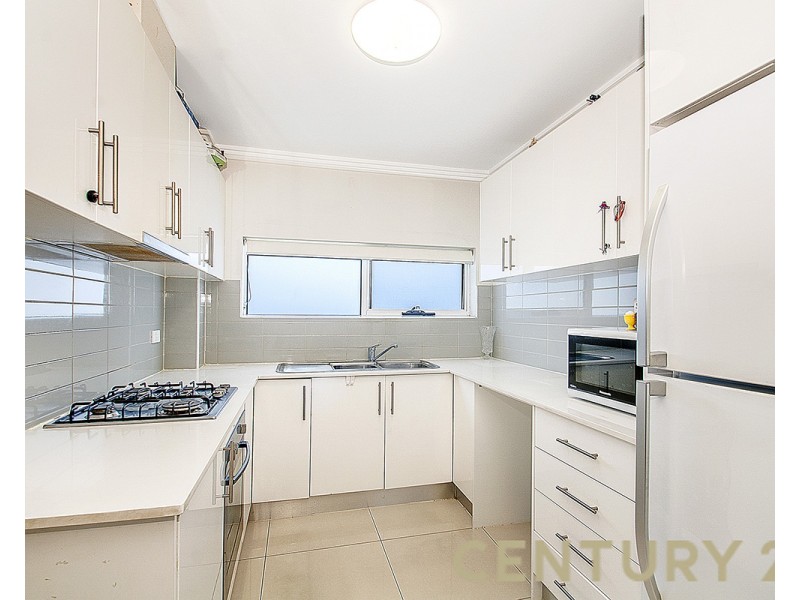 2/4 Barangaroo Road, Toongabbie NSW 2146