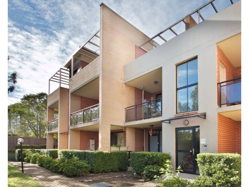 8/10-12 Reid Ave, Westmead NSW 2145