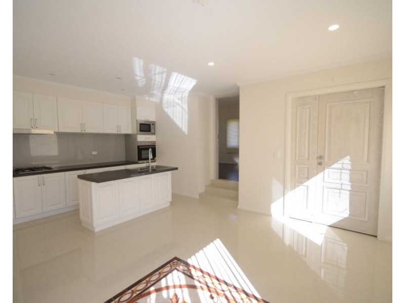 5A Eric Ave, Merrylands NSW 2160