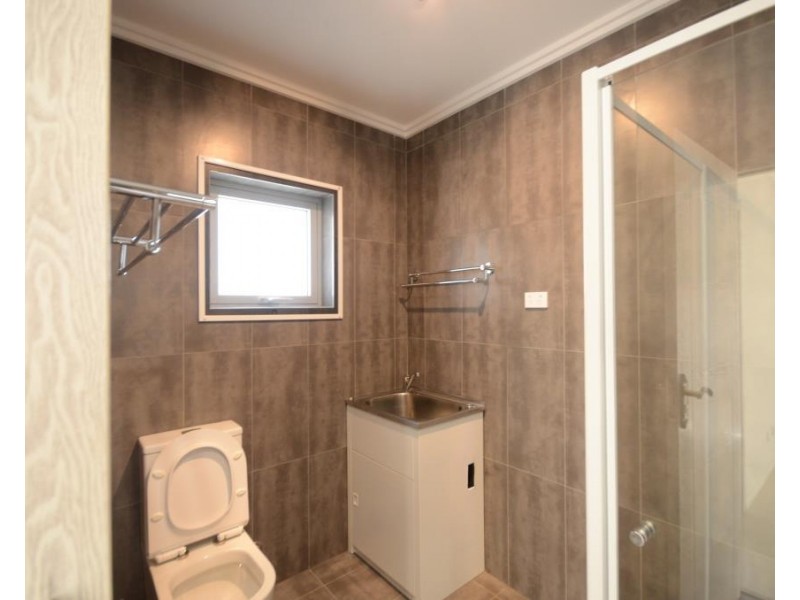 5A Eric Ave, Merrylands NSW 2160