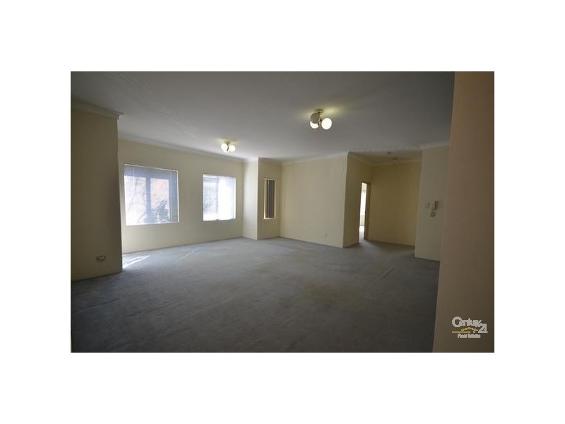 2/18-20 Norfolk Street, Liverpool NSW 2170