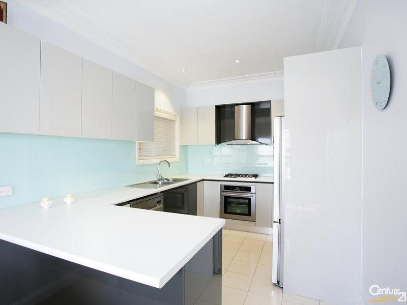 6 Bradman Street, Merrylands NSW 2160