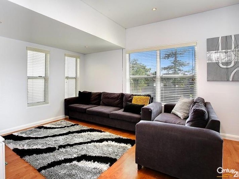 6 Bradman Street, Merrylands NSW 2160