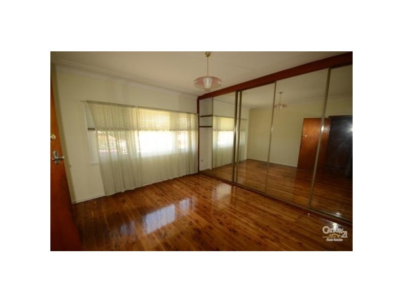 14 Robilliard Street, Mays Hill NSW 2145