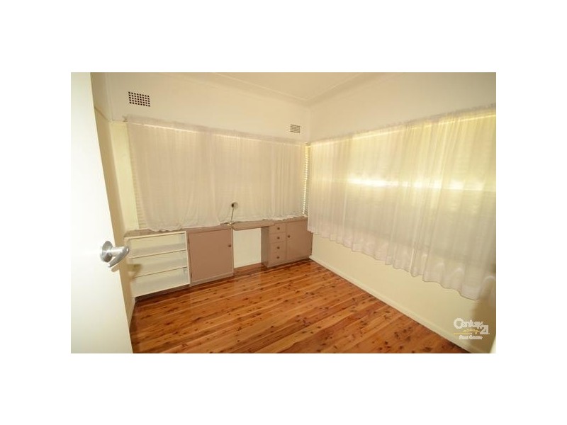 14 Robilliard Street, Mays Hill NSW 2145