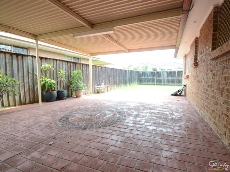 2 Dryden Avenue, Oakhurst NSW 2761