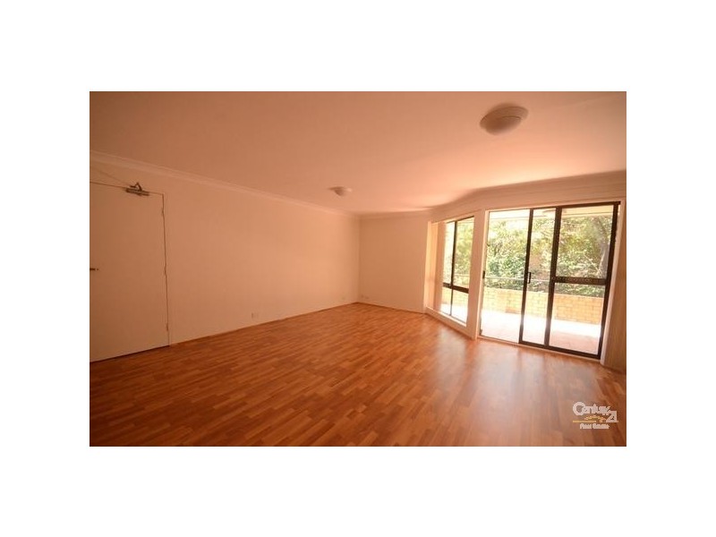 6/211 Hawkesbury Road, Westmead NSW 2145