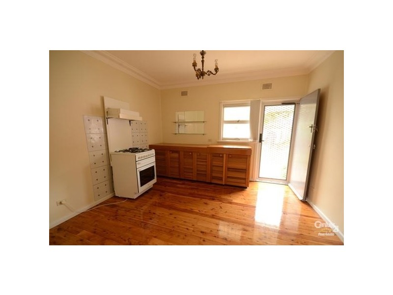 7 Hopkins Street, Wentworthville NSW 2145