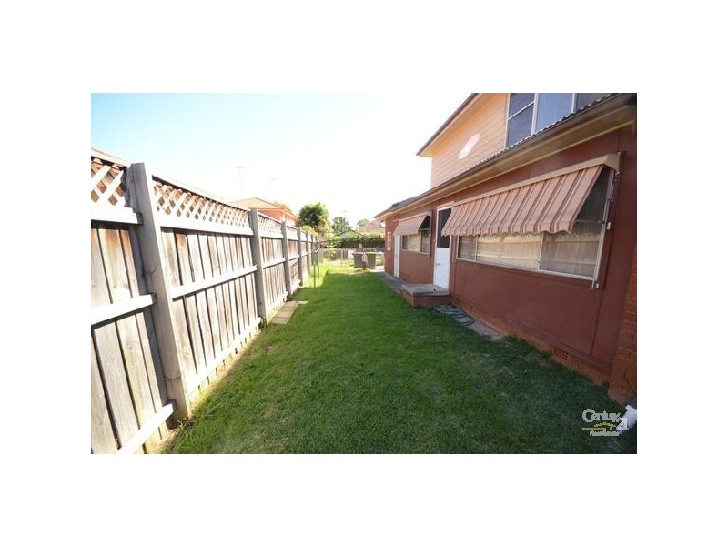 60 Tungarra Road, Girraween NSW 2145