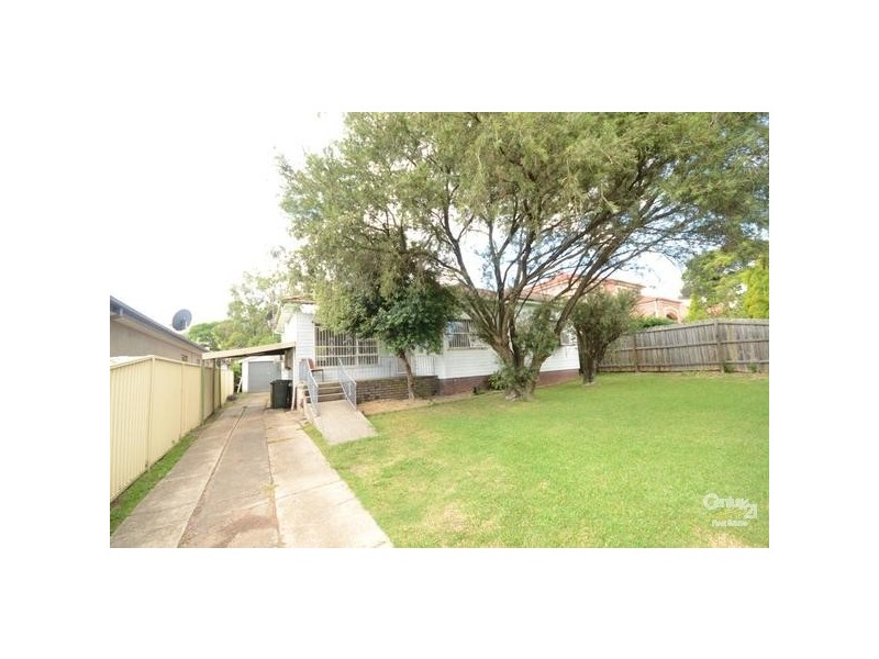 7 Broxbourne Street, Westmead NSW 2145