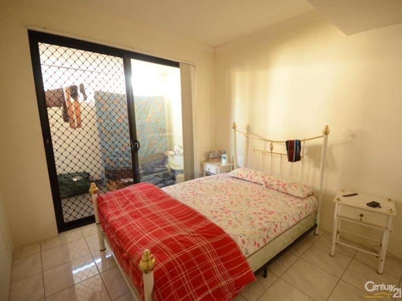 2/7-9 Short Street, Wentworthville NSW 2145