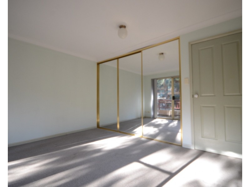 3/219 Dunmore Street, Pendle Hill NSW 2145