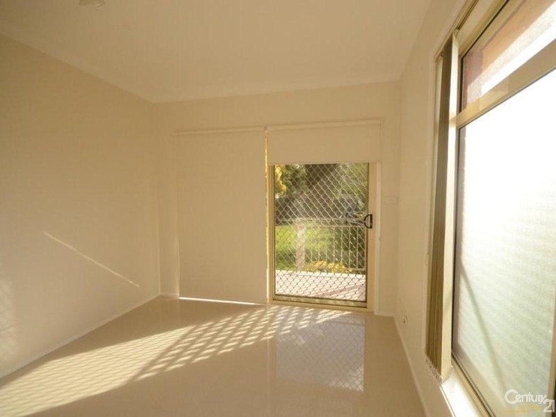 20A Whitworth Street, Westmead NSW 2145