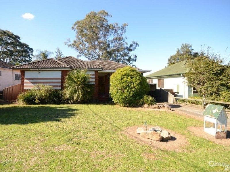 15 Damien Avenue, Greystanes NSW 2145