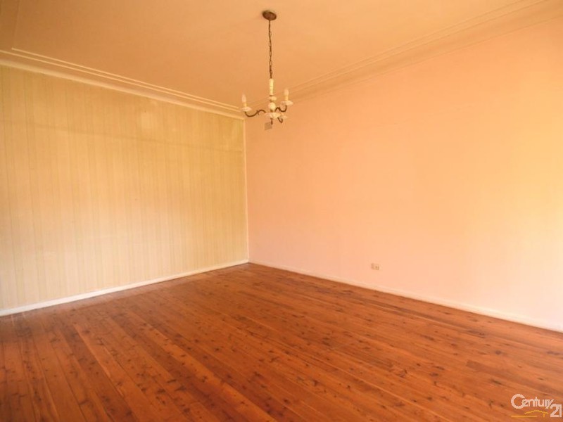 15 Damien Avenue, Greystanes NSW 2145